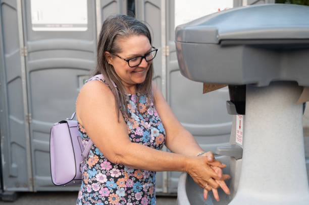 Portable sink rental in Runaway Bay, TX